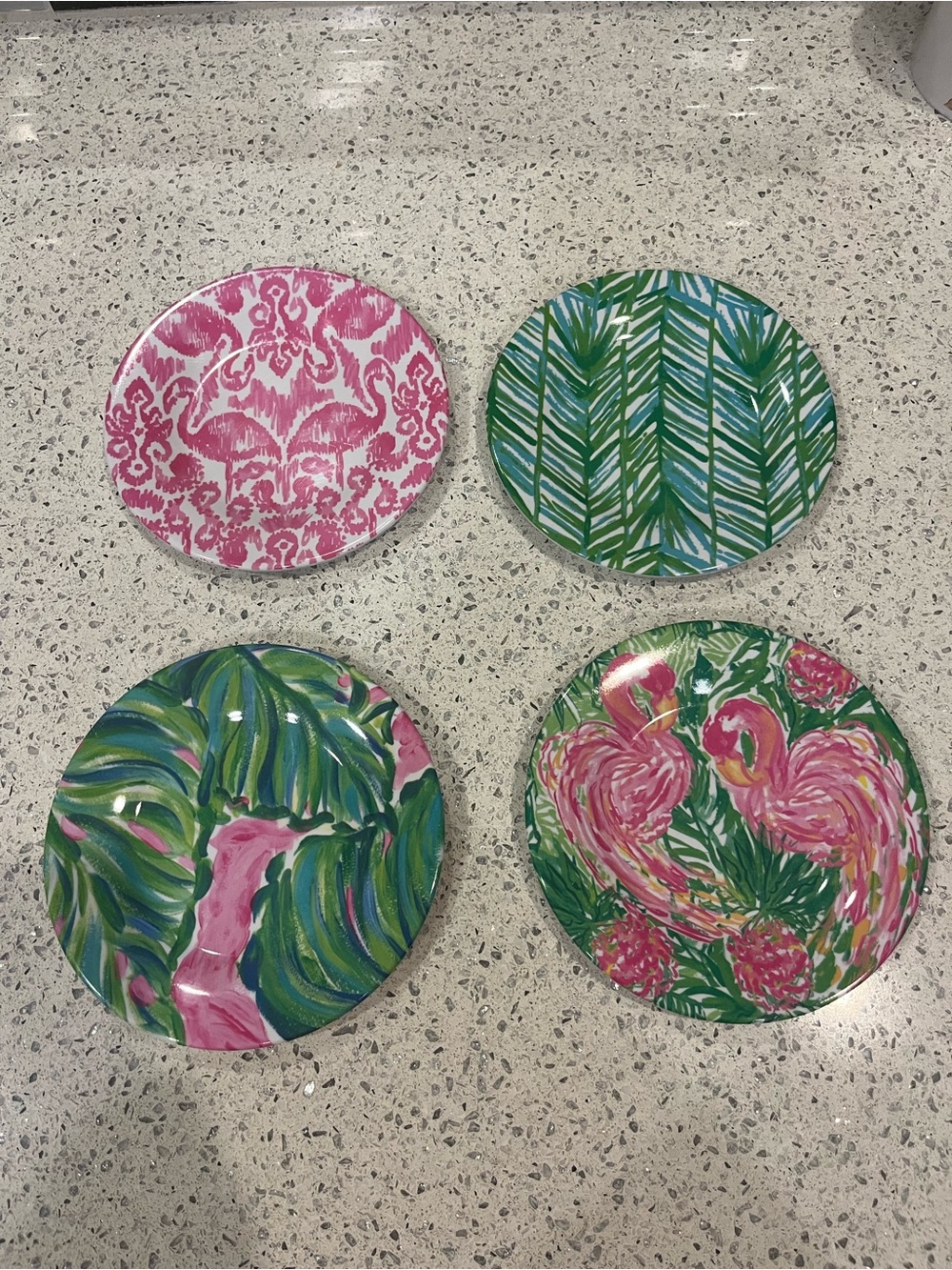 EUC Lilly Pulitzer Set of Four Melamine Appetizer Plates